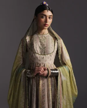 Anarkali Hoorain-D8