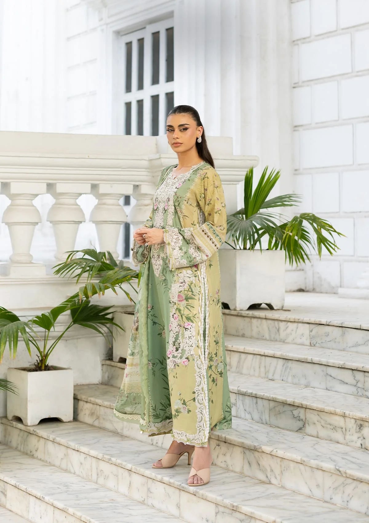 Signature Embroidered Lawn with Chiffon Collection ESG-1A ELARA - Image 3