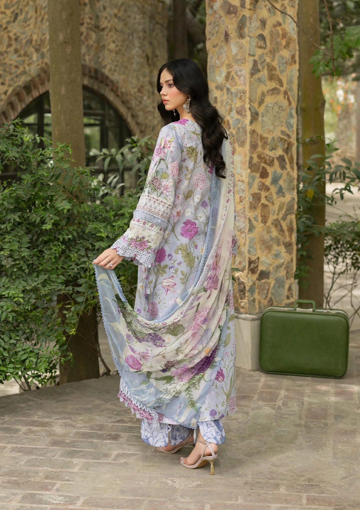 Signature Embroidered Lawn with Chiffon ESG-5A ARIANA