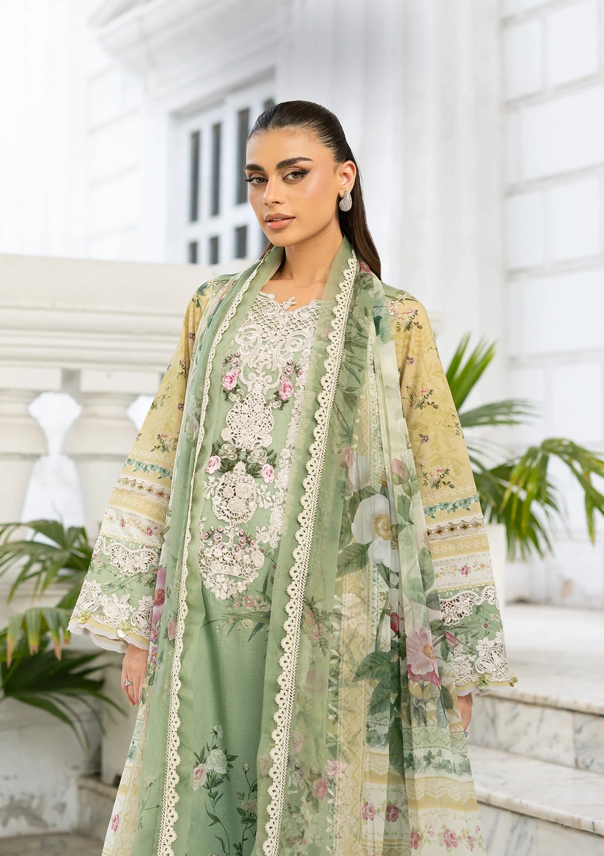 Signature Embroidered Lawn with Chiffon Collection ESG-1A ELARA - Image 6