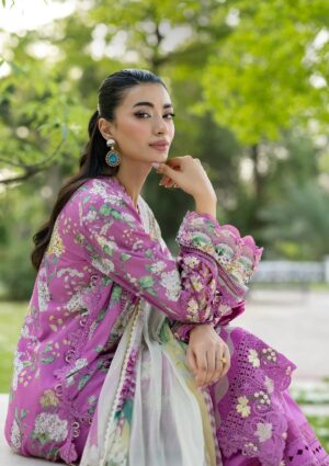 Signature Embroidered Lawn with Chiffon Collection ESG-7B KIARA