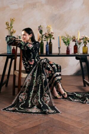 Alternative view of Maryam Hussain - Gul Meena