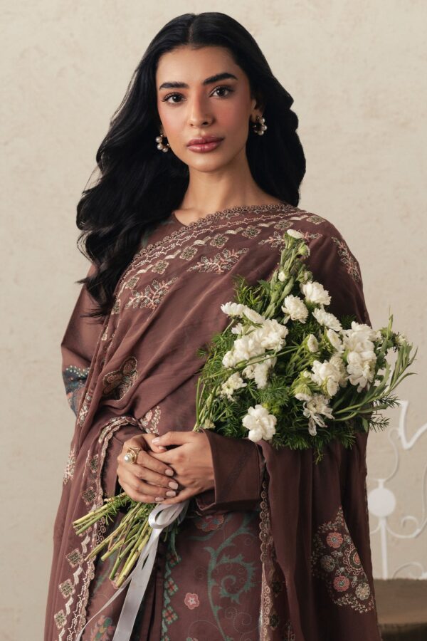 Cross Stitch BRUNETTE GLAM PRINTED SUIT - Image 3