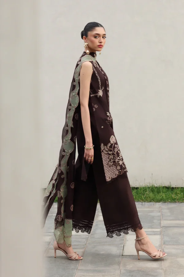 Qalamkar Qline Lawn Vol 2 | 2026 | QKL-15 YASRA - Image 3
