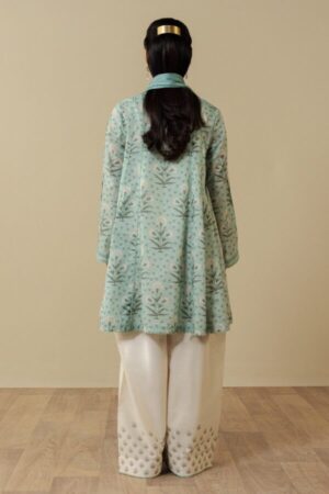 Alternative view of Coco by Zara Shahjahan Anthea-9B