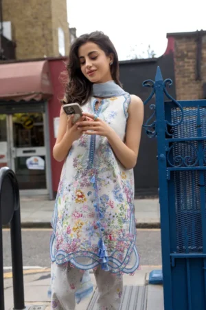 Alternative view of Sobia Nazir Prints Lawn 2026 | SNP26-6B
