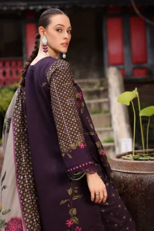 Alternative view of Charizma Combination Fall Winter/05/Staple Shawls