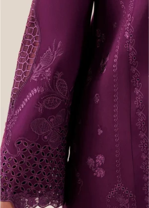 Alternative view of Q line by Qalamkar Embroidered Slub Linen  Maheen QLW-07