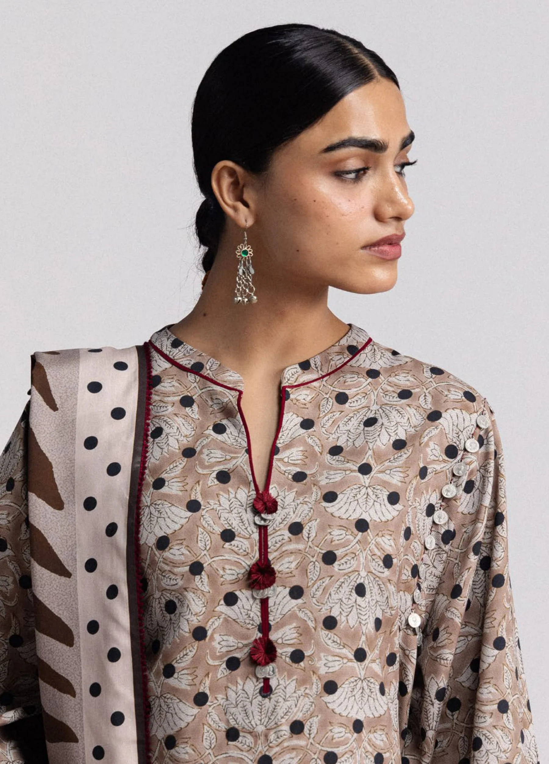 Coco Prints Winter by Zara Shahjahan Elowen -7B - Image 2