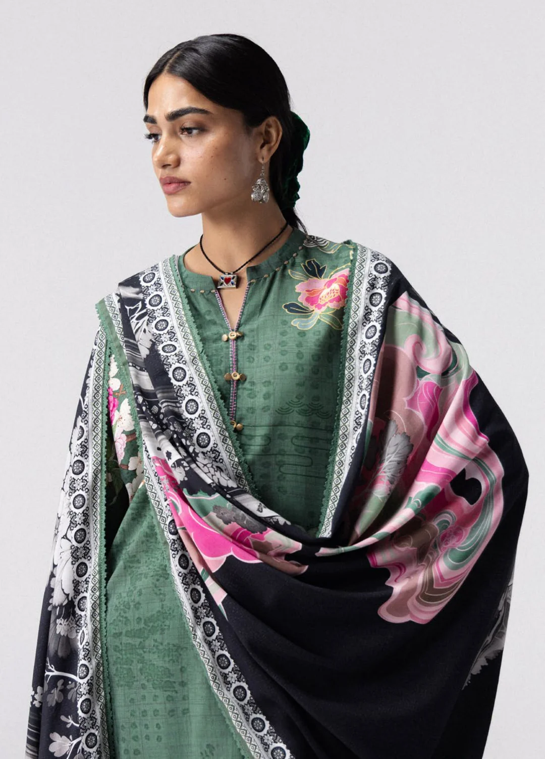 Coco Prints Winter by Zara Shahjahan Hana - 2B - Image 2