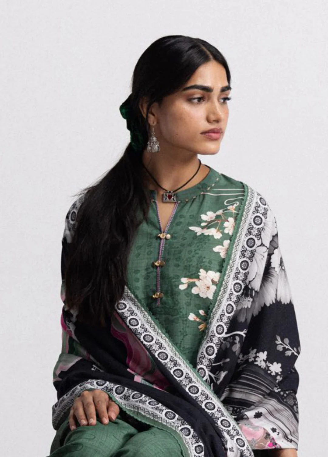 Coco Prints Winter by Zara Shahjahan Hana - 2B - Image 3