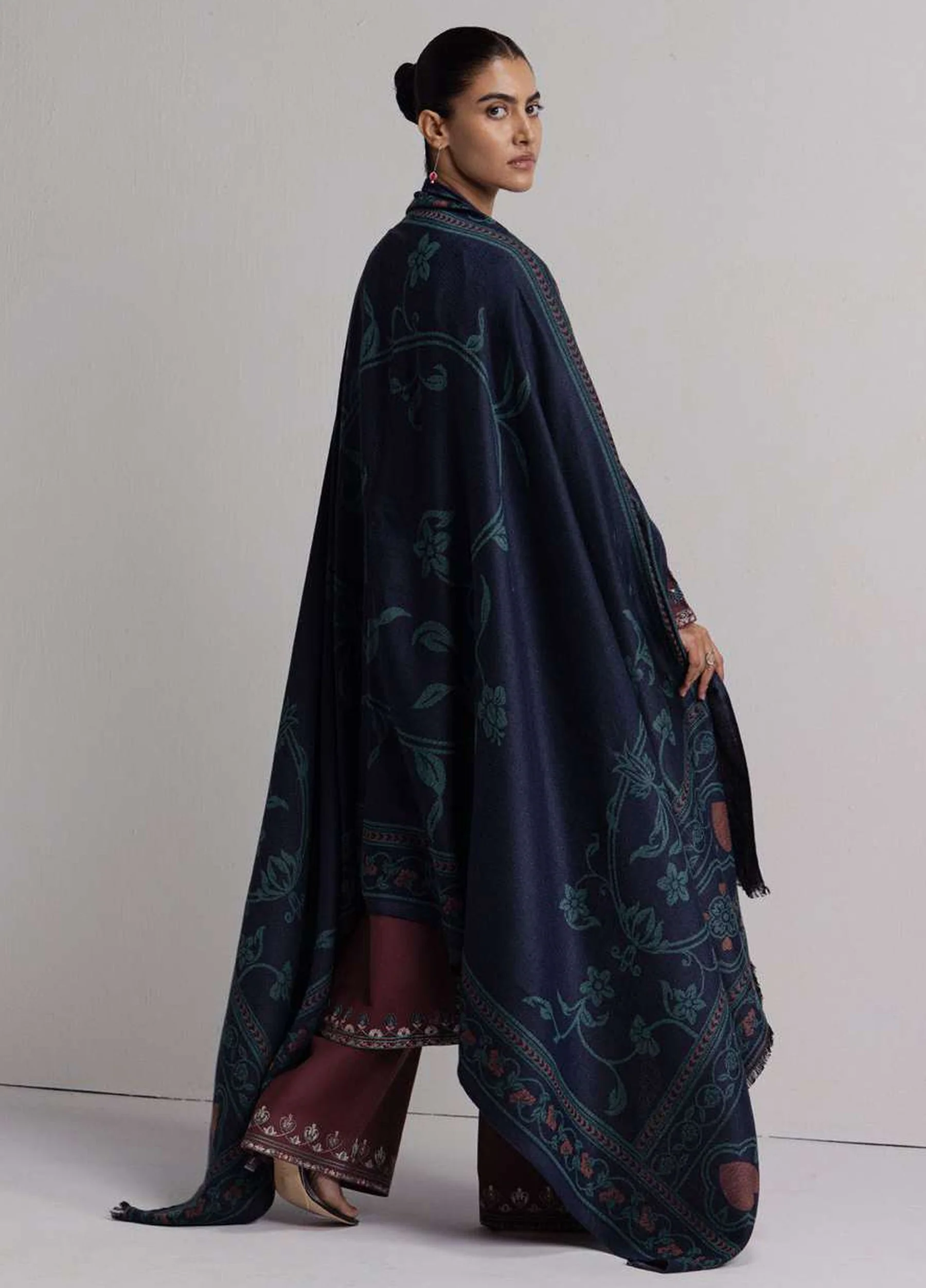 Coco by Zara Shahjahan Unstitched Khaddar SARD 1A - Winter Collection - Image 5