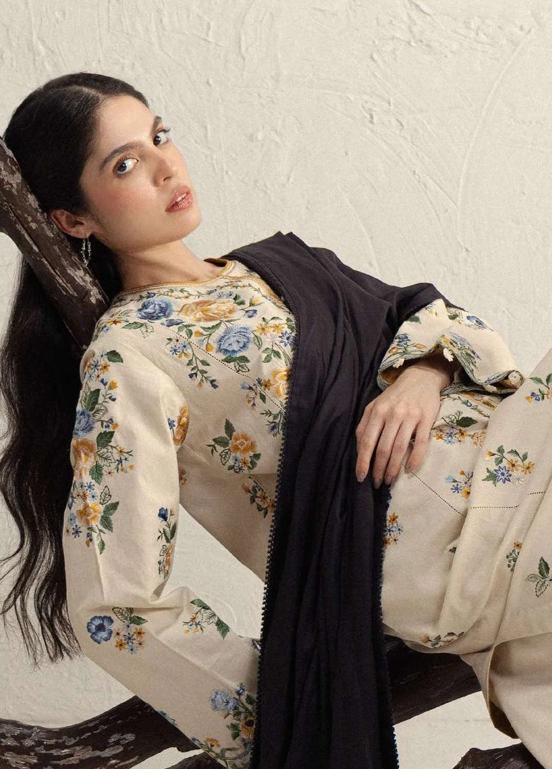 Coco by Zara Shahjahan Unstitched Khaddar ASMANI 9B - Winter Collection - Image 2