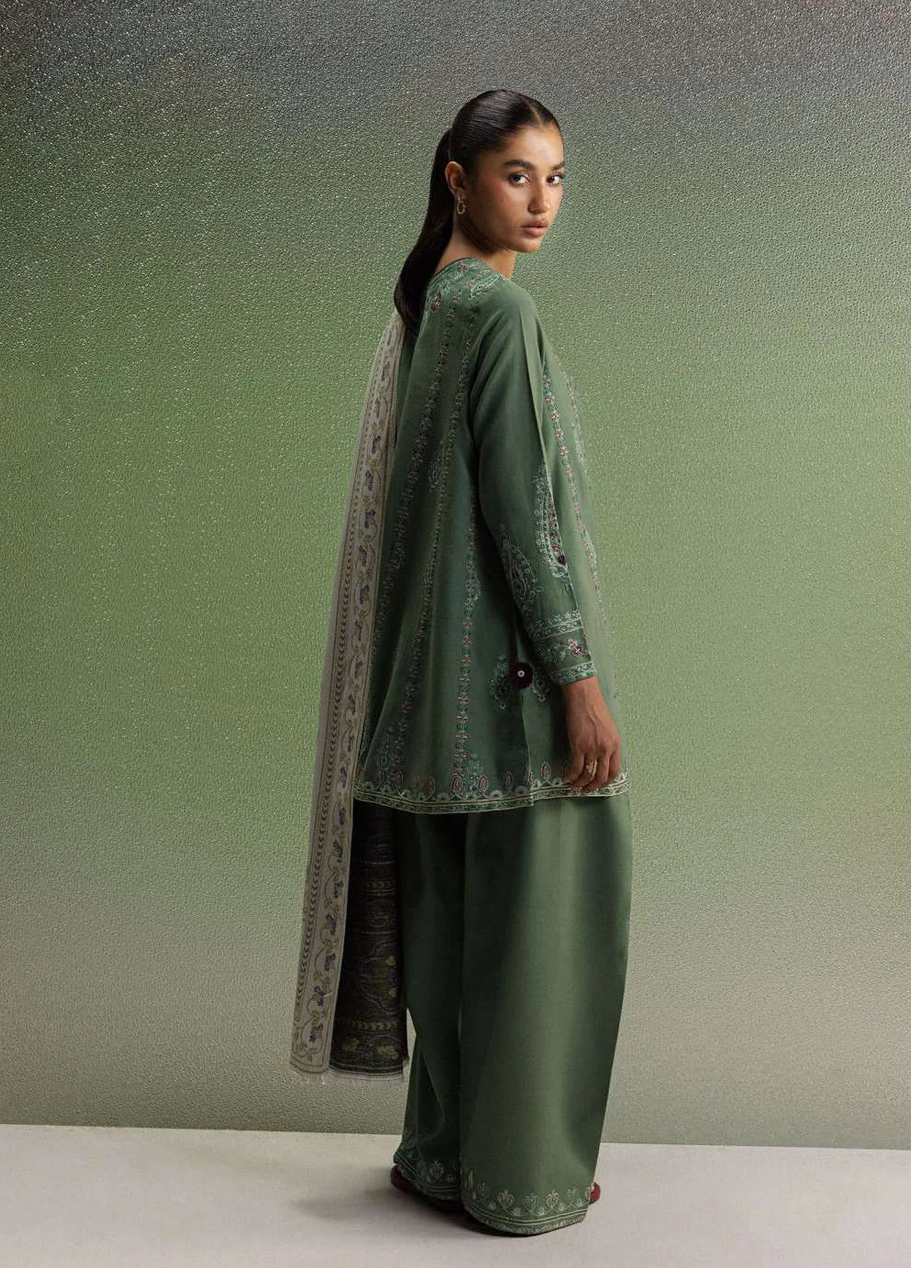 Coco by Zara Shahjahan Unstitched Khaddar SARD 1B - Winter Collection - Image 4