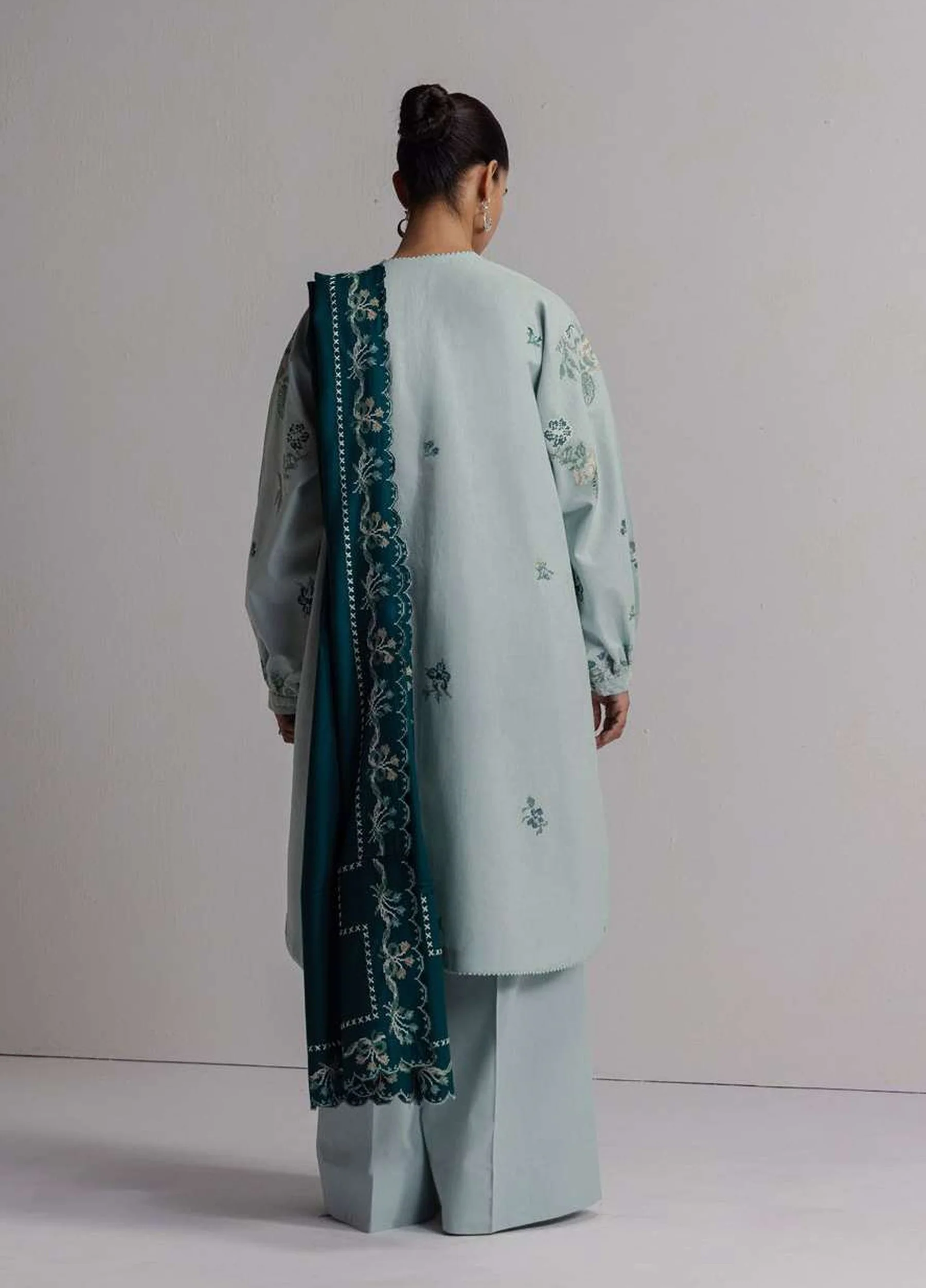 Coco by Zara Shahjahan Unstitched Khaddar RAKHSH 3B - Winter Collection - Image 3